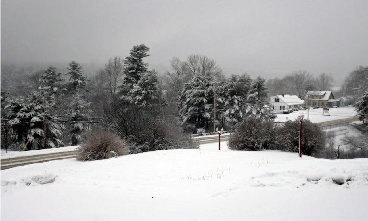 Spring Fountain Motel Bucksport Exterior photo